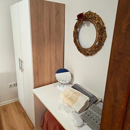 Dzeni * Tuzla
